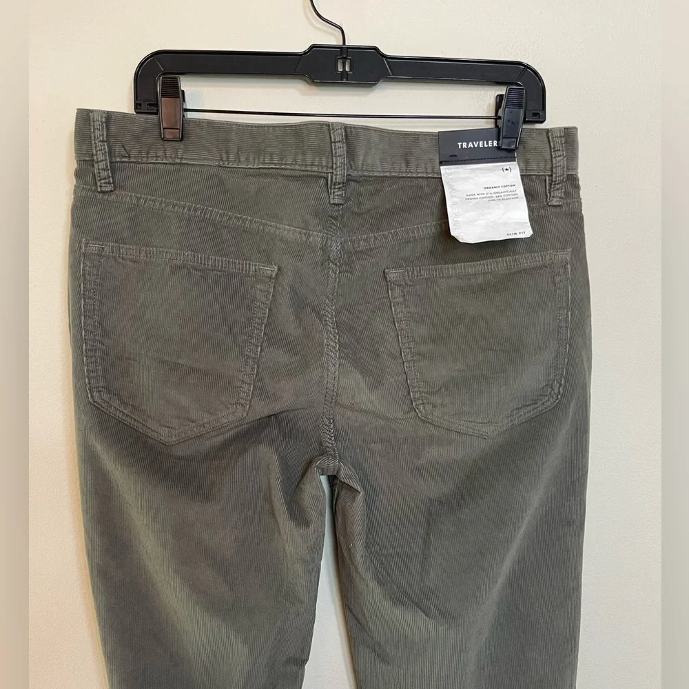 Banana Republic Traveler Men Slim Fit Mid Rise Pant Size 32*32. NWT